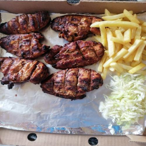 CHICKEN BREAST PLATE