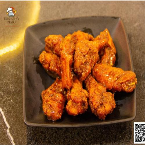 BUFFALO WINGS PLATES